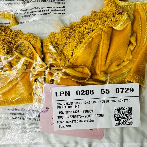 Savage X Fenty Honeycomb Yellow Velvet Vixen Lace-Up Bra - Picture 8 of 8